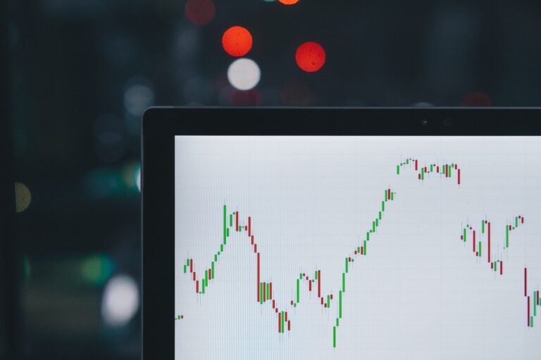 Crypto price graph. Pic: Unsplash