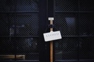 Closed sign. Pic: Unsplash