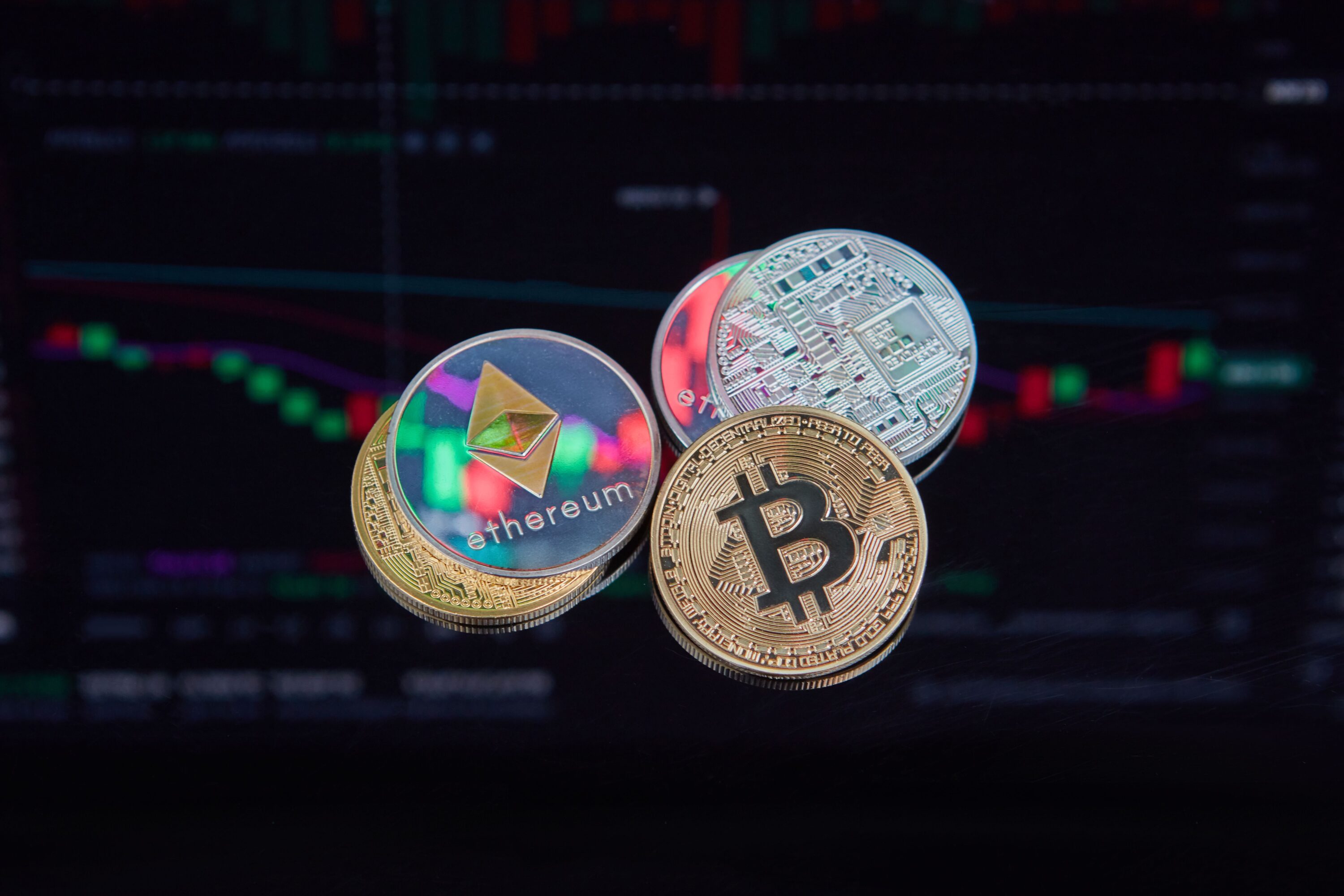 3 Best Altcoins to Buy as Analysts Consider New Macro Developments