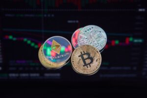 3 Best Altcoins to Buy as Analysts Consider New Macro Developments